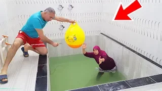 Slime PRANK, İn The Pool A Big BALLOON Slime Joke for AYŞE