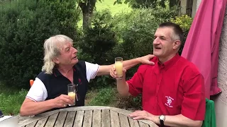 JEAN LASALLE ET RENE BOURRER A COUP DE PASTIS !!!! DEUX LEGENDE MDDR