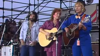 Bonnie Raitt & Rickie Lee Jones - Angel From Montgomery (Live at Farm Aid 1985)