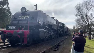 NSW Railways Beyer Garratt 6029 at Thirlmere Festival of Steam - binaural audio