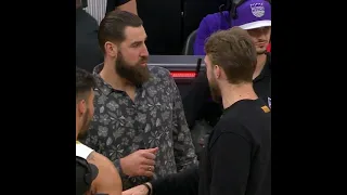 🇱🇹 Jonas Valanciunas and Domantas Sabonis chopping it up in postgame | #shorts