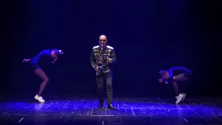 Adrian Sanso-Ali - Black or White / Jam  (Saxophone Cover with Dancers)