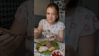 МУКБАНГ 🔥 СЕЛЁДКА 😄 #funny #mukbang #мукбанг #едаялюблютебя #eatingshow #болталка #food #топ #asmr