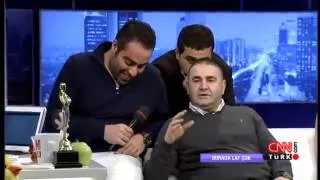 Şafak Sezer'in seti bombalandı