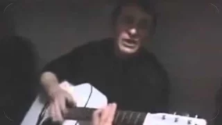 Чеченцы в тюрьмеЗэк круто поет под гитару тюремную песню. .  Воры в законе.