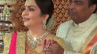 Isha Ambani wedding ! Gaytri mantra by lata mangeshkar! Emotional most luxuries Indian wedding