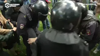 Петербург: люди против полиции