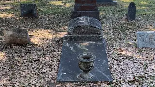 I Found a HAUNTED Confederate Cemetery