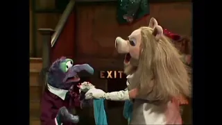 The Muppet Show - 124: Mummenschanz - Backstage #2 (1977)