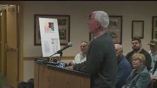 Many trustees, residents in Howland, Vienna against Niles annexation