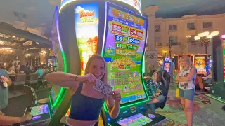 My Wife Played A Slot Machine At Paris Las Vegas! 🤤