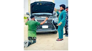 PASTOR IN TEARS AS HE GIFTS EBUKA SONGS A CAR WHILE MINISTERING IN WARRI NIGERIA 😭😭