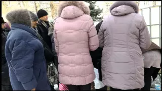 В городе Бендеры наливают свяченую воду Преображенский кафедральный собор 19 января 2016 год