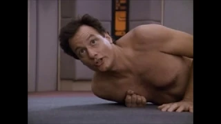 Star Trek TNG - A "Q"pilation