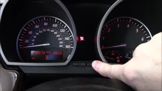 setting the clock and adjusting time on BMW Z4  (e85)