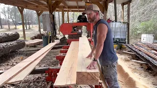 Turning Logs into Lumber on the Sawmill!