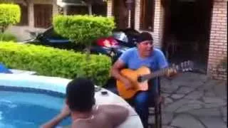 Este Cara Imita Varios Cantores Sertanejos Canta muito