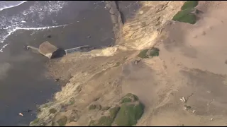 Raw video: Concrete structure from Fort Funston in San Francisco tumbles onto beach