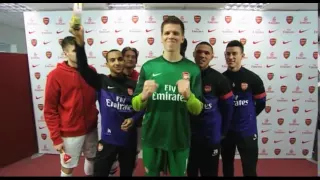 Arsenal Stars Sing Fan Chants - MATCH