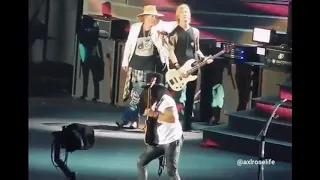 axl,duff & Richard waiting for slash to end the solo😅 # GNR MEME