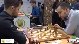 Nepomniachtchi's funny expressions after offering a draw to Carlsen