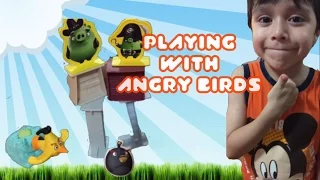 Playing with the Angry Birds movie McDonalds toys!
