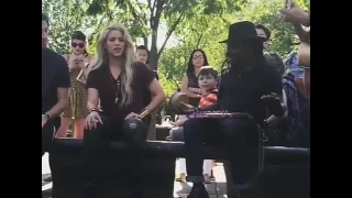 Acústico SHAKIRA hoy en las calles de Nueva York