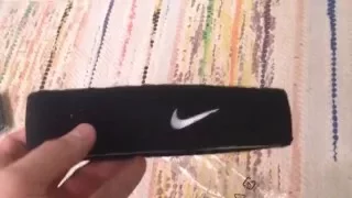 Повязка на голову Nike Swoosh Headband. Оригинал. Мой вывод читайте под видео ;)