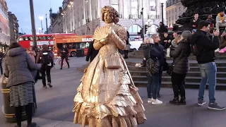 Piccadilly Circus