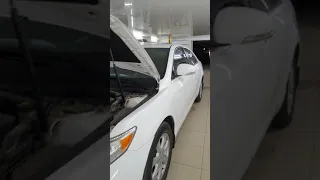 Toyota Camry - полировка и бронирование фар полиуретановой пленкой, тонировка стекол