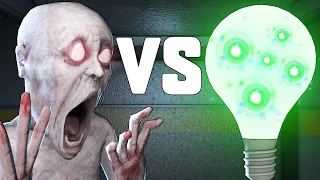 СКРОМНИК VS ПРИЗРАЧНАЯ ЛАМПОЧКА! КТО ПОБЕДИТ? SCP:SECRET LABORATORY!