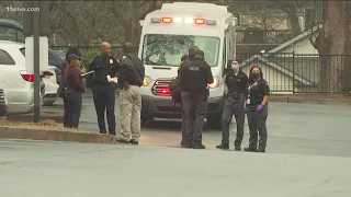 Active Atlanta Police investigation at Peoplestown apartment complex