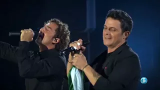 ALEJANDRO SANZ Y DAVID BISBAL - MI SOLEDAD Y YO - JULIO