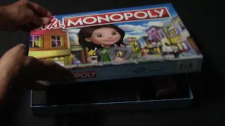 Ms. Monopoly Board Game Unboxing