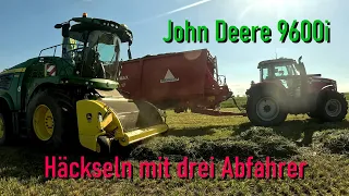 Häckseln mit John Deere Power 9600i, Massey Ferguson, Grashäckseln, Luzerne häckseln