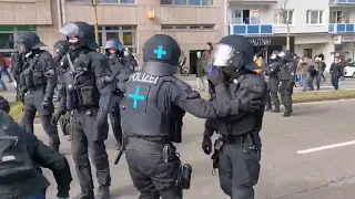 Police Clash With Anti-Lockdown Protesters in Kassel, Germany