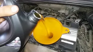 Hyundai Getz.1.4 Замена масла в двигателе