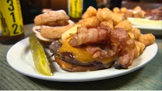 Chicago’s Best Burger: Brudders Bar & Grill