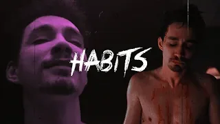 klaus hargreeves; habits