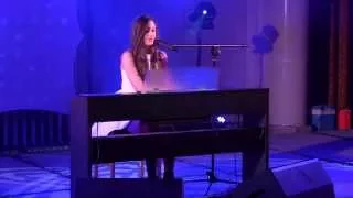 ROYALS – LORDE performed by FLORENTIA at TeenStar singing contest