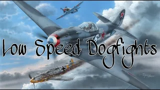 War Thunder - Dogfights at low speed