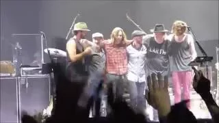 Neil Young+POTR - I've Been Waiting For You  - Rockin' in the  Free World - Paris 2016