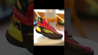 Klay Thompson’s New Hoop Shoe Is Fire