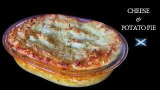 Cheesy potato & baked bean pie | Delicious and easy recipe
