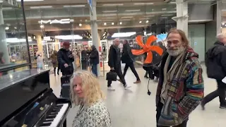 Man With Orange Fan Turns Up During PIANO LIVESTREAM