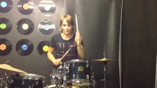 Drum Fill Lesson - 6 Stroke Rolls