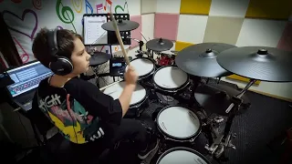 Queen "We are the champions" - Drum Cover by Sarp Özdil