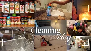 Apartment Cleaning Motivation | Organize with me !