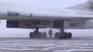 Flying in Arctic on Tu-160 ''The White Swan'' (Blackjack)