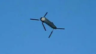 Chinook acrobatics at Shoreham Airshow 2007.AVI